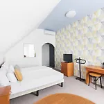 Lorelei Adults Only B&B 기에네스디아스