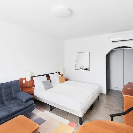 Lorelei Adults Only לינה וארוחת בוקר 4*