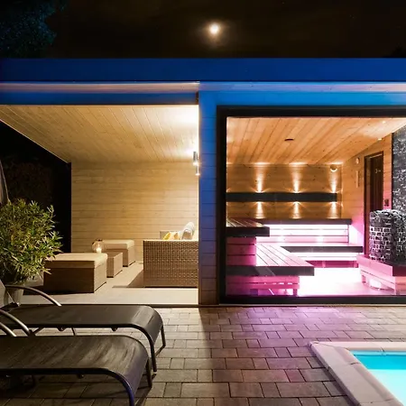 Lorelei Adults Only לינה וארוחת בוקר