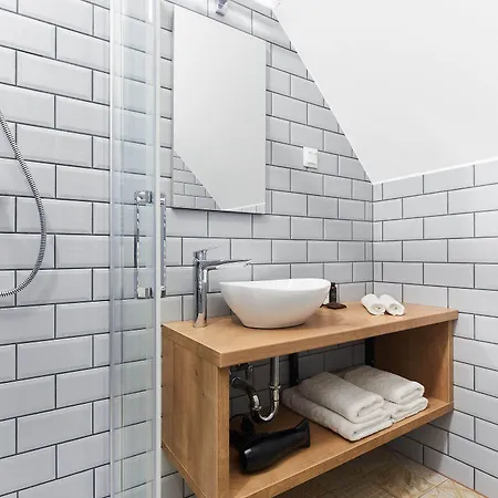 Lorelei Adults Only לינה וארוחת בוקר גיינסדיאס