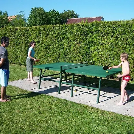 Lorelei Adults Only 4*