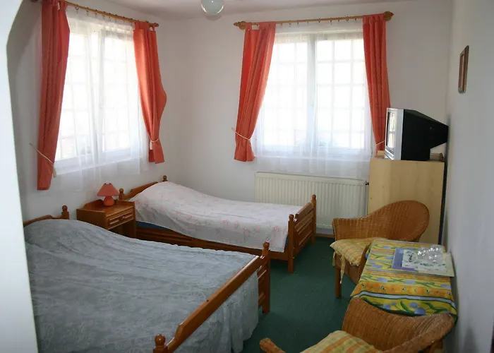 Lorelei Adults Only 4* Gyenesdiás