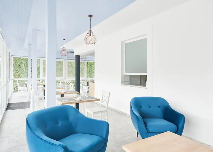 Lorelei Adults Only 4*