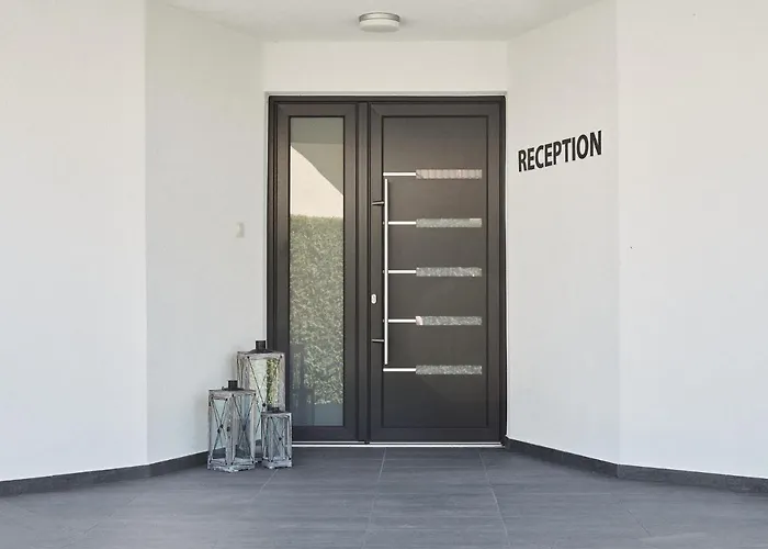 Lorelei Adults Only Gyenesdiás